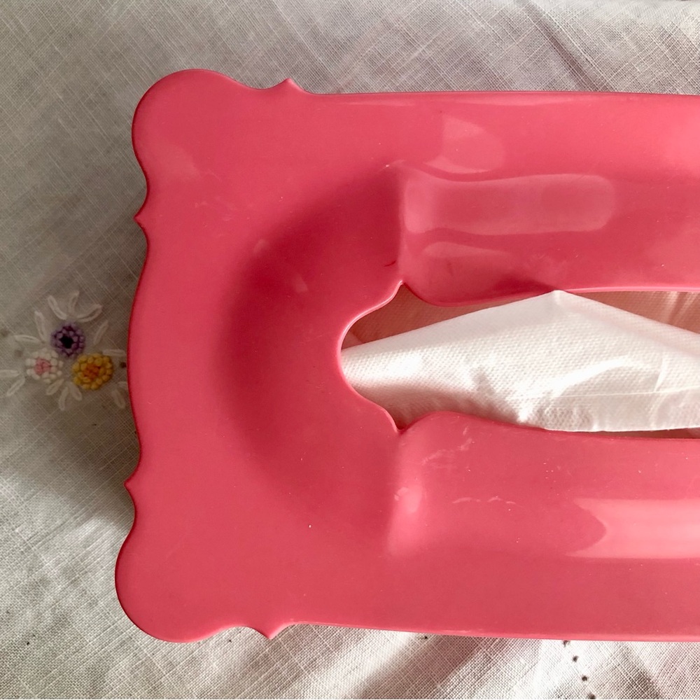 Vintage mid century 60's Plastic Pink Schwarz Bros Tissue Box Cover Floral - Picture 16 of 16